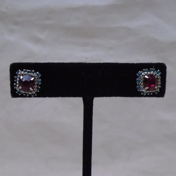 ANTHROPOLOGIE SQUARE SPARKLE BLUE RHINESTONE STATEMENT EARRINGS NWOT